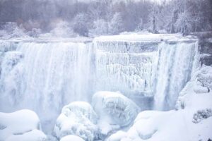 Niagara Falls Frozen